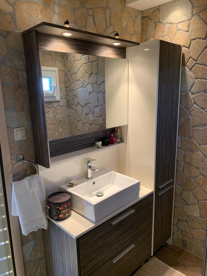 Doormat# Wait 'N Sea, Jacuzzi, Luxury Stone House Apartment Epanomí Ngoại thất bức ảnh